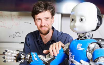 Roboticists from FEE CTU have developed an algorithm that will allow humanoid robots to move safely among humans