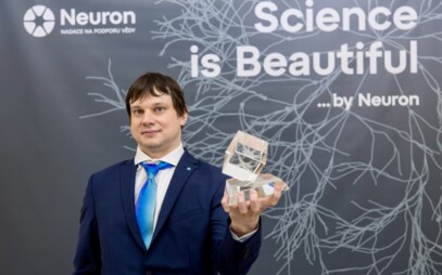 A researcher from FIT CTU received the prestigious Neuron Prize for Young Scientists