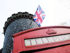 296169-british-telephone-box-1.jpg
