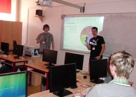 Na seminářích konaných v rámci projektu Studenti studentům se mohou budoucí maturanti ptát, na co chtějí