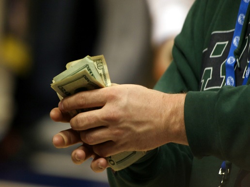 big-money-1241060-639x426_re
