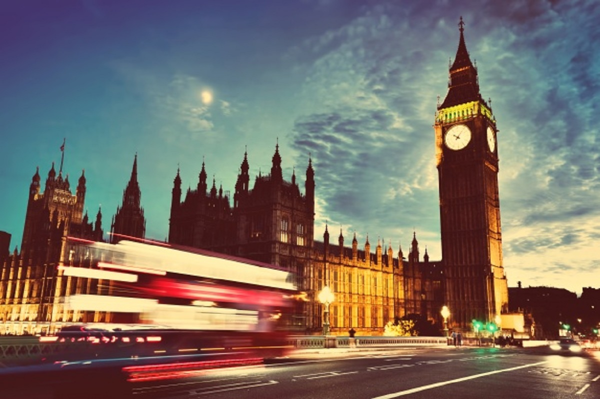 big-ben-clock_1160-795