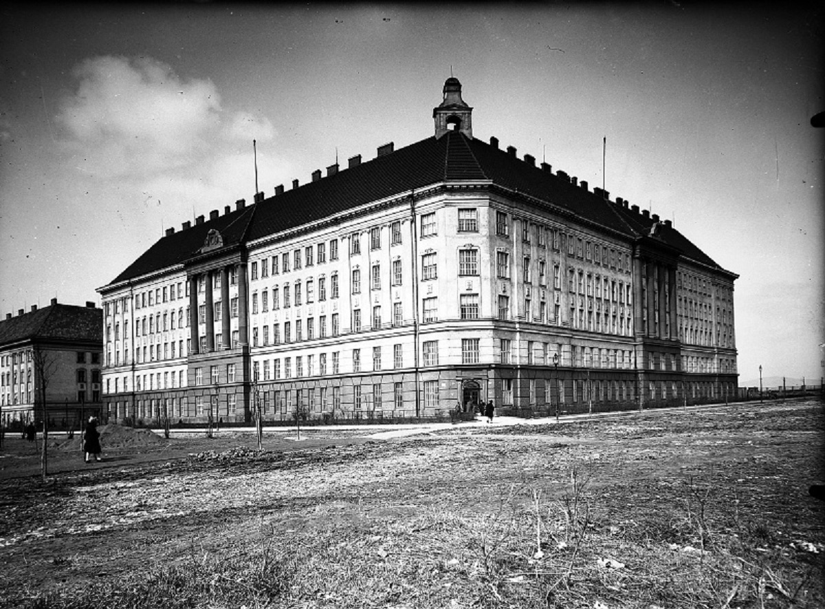 aktualita Mend
