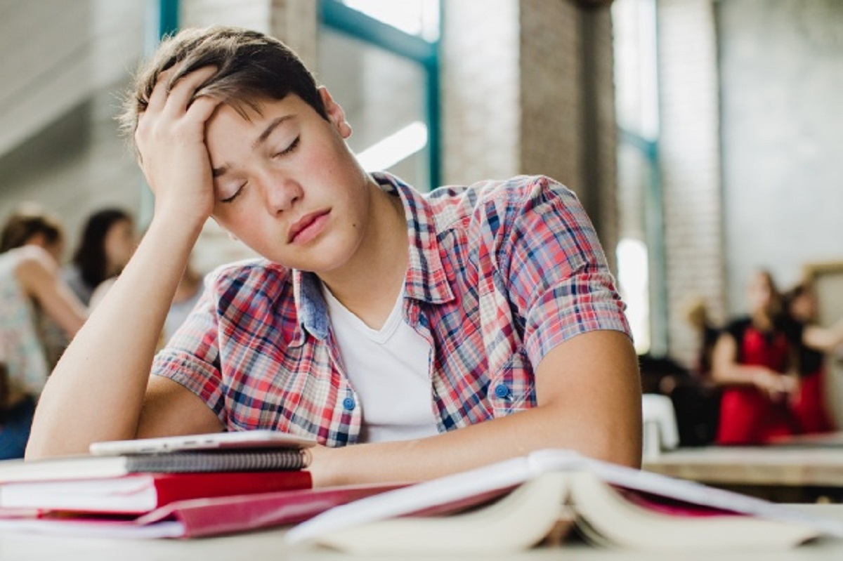 sleepy-student-table_23-2147655880
