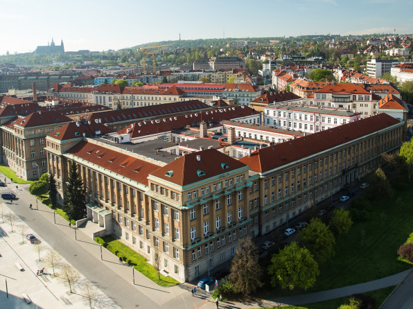 Vysoká škola chemicko-technologická v Praze Vysoká škola chemicko-technologická v Praze
