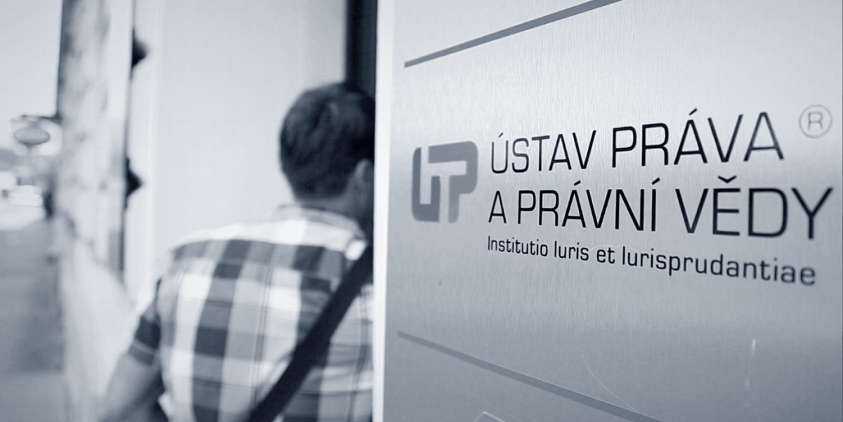 Ústav práva a právní vědy