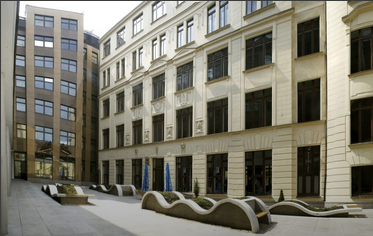 Panevropská univerzita získala institucionální akreditaci