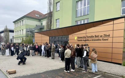 Dny s Celní správou přilákaly studenty. Akce na FLKŘ měla velký úspěch