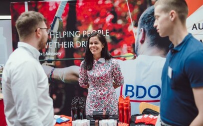 📍 14. října nás najdeš na veletrhu ŠANCE na Vysoké škole ekonomické v Praze