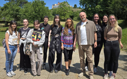 Studentky sociální a charitativní práce pomáhaly v romských osadách