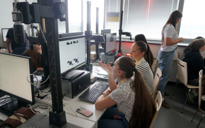 FIT ČVUT rozvíjí zájem o informatiku prostřednictvím workshopů pro studenty i pedagogy