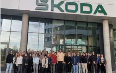 Vysoká škola logistiky na exkurzi ve společnosti Škoda Auto