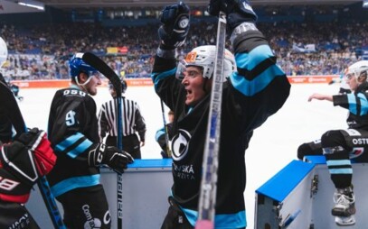 Hokejisté Ostravské obhájili titul vládců Ostravy. Obrátili průběh zápasu a porazili VŠB-TUO 5:3