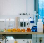 Přípravný kurz: Hladký start do studia chemie!