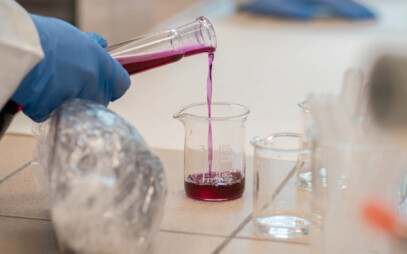 Výzkum Stanfordské univerzity: mezi 2 % nejlepších patří i vědci a vědkyně z UHK