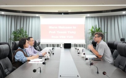 Návštěva EKF v Číně