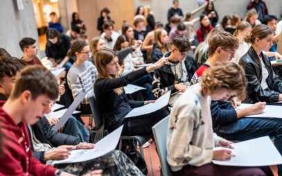 Přihlášky na bakalářské studium 2027/28 do 30. 11. 2026