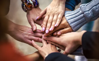 Jeden tým a jeden cíl. Pilot ve Spořce vrcholí