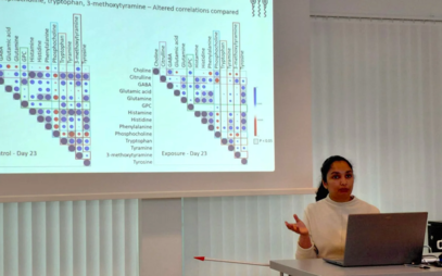 Doktorandka FROV JU představuje bioakumulaci psychoaktivních kontaminantů na Švédské univerzitě