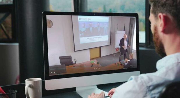 profesní tituly MBA, BBA nebo LL.M.