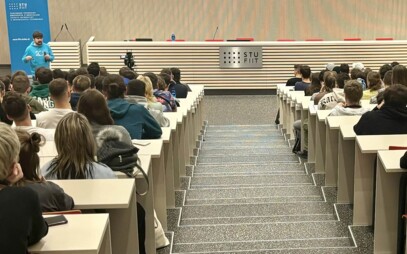 Fakulta informatiky a informačných technológií