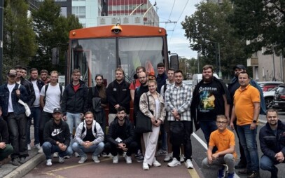 Študenti sa učili v meracom trolejbuse