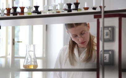 Letná škola chemikov 2025 znova na ÚCHV PF UPJŠ