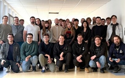 Študenti informatiky prepájali teóriu s praxou