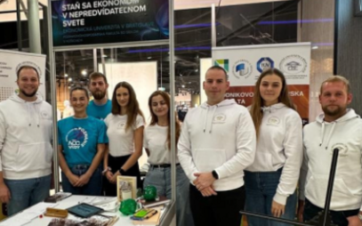 Noc vedy v OC Optima