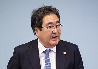 Na UKF prednášal japonský veľvyslanec