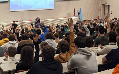 Fakulta informatiky a informačných technológií