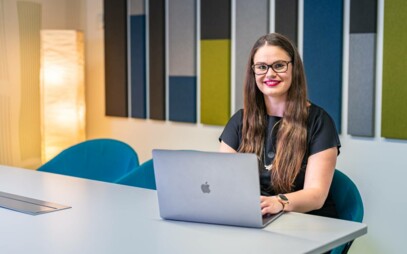 Príbehy študentov a absolventov