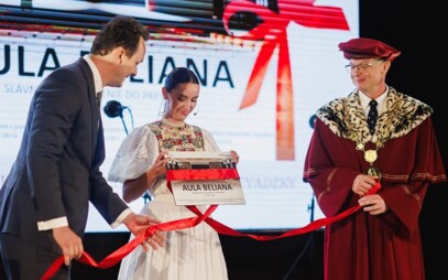 Slávnostné otvorenie AR 2025/2026 sa konalo v zrekonštruovanej aule Beliana