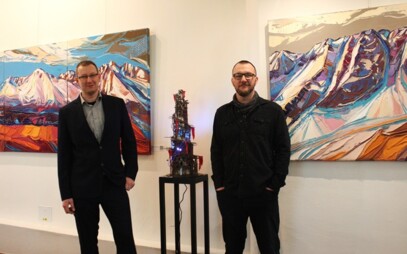 Výstava absolventov UKF Medzi svetlom a svetom