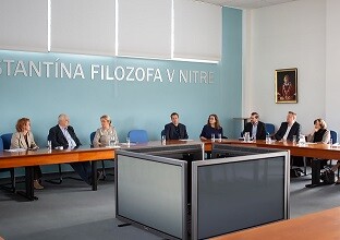 UKF má Doktorandskú školu