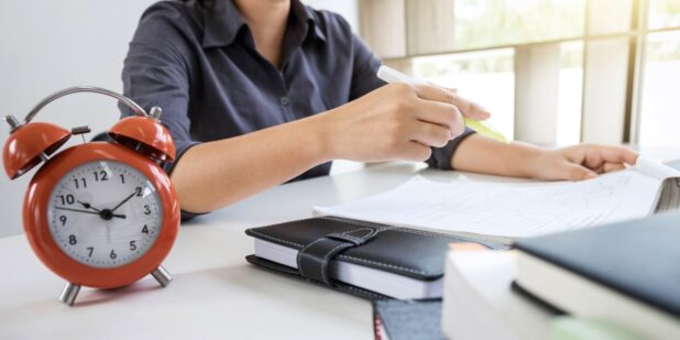 Termíny podania prihlášok